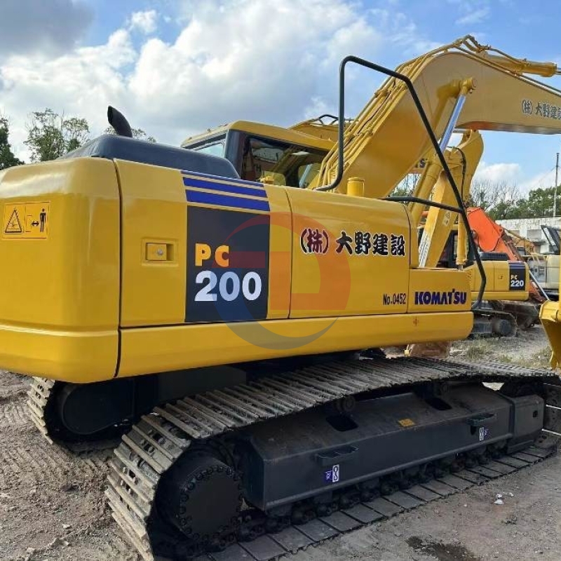 Secondhand Hydraulic Komatsu Mining Excavator Machinery PC220-7 22840KG