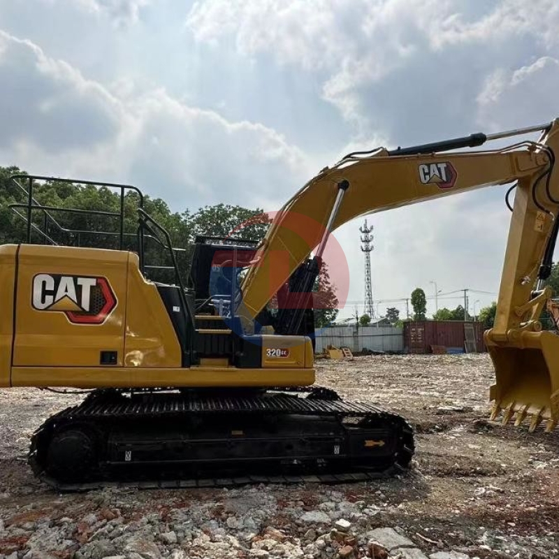 Hydraulic Caterpillar 320GC Used Large Excavators Trackhoes 110KW