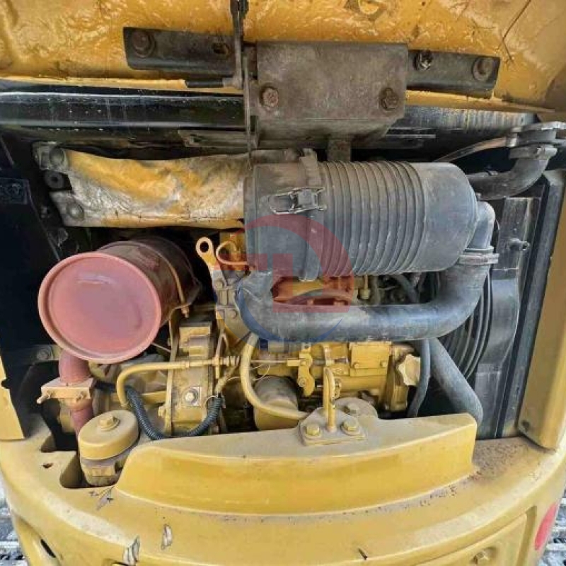 3150KG Caterpillar 303 Mini Used Excavator Second Hand Micro Digger