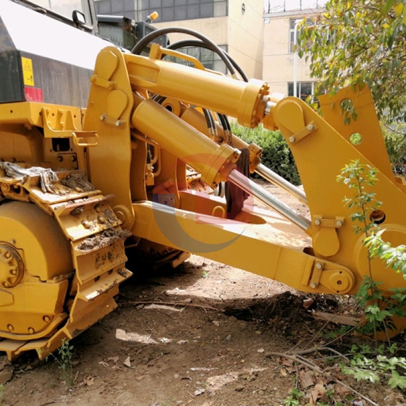 Shantui Sd32 Dozer Price Crawler Bulldozer with Ripper Bulldozer Factory Price