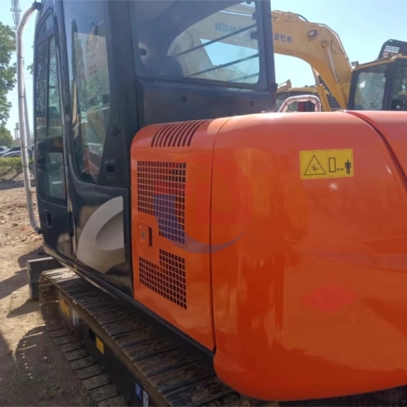 Used Hitachi Zx60 Mini Digger Cheap Price Original Machine Hitachi Excavator for Sale