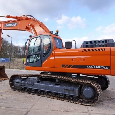 1750KW DX340LC Old Used Doosan Excavator Backhoe Crawler For Digging