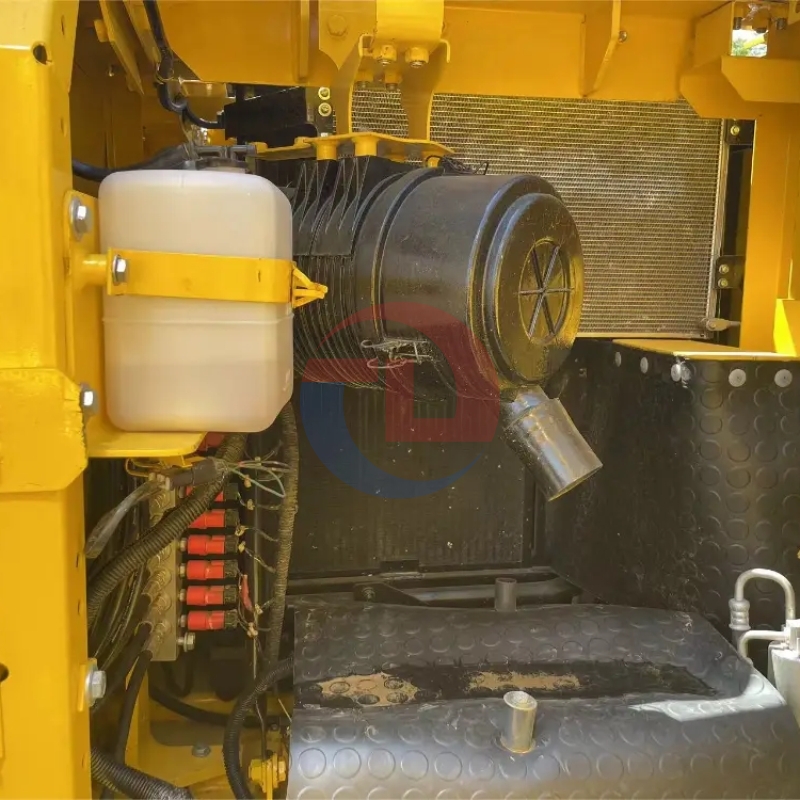 Like-New Condition original low price 13 ton PC130-7 KOMATSU used excavator PC130 EPA and CE compliant in stock hot sale