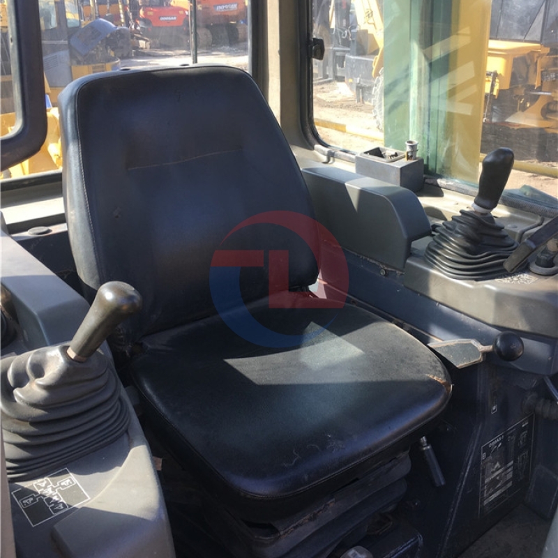 Bulldozer For Sale Bulldozer KOMATSU D155 With Cheap Price And Good Condition