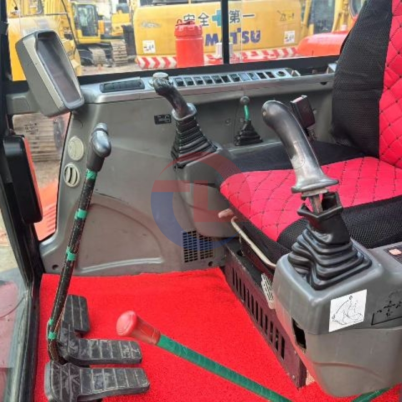 Hydraulic DX60 Doosan Micro Digger 2nd Hand Excavator Crawler 6 Ton