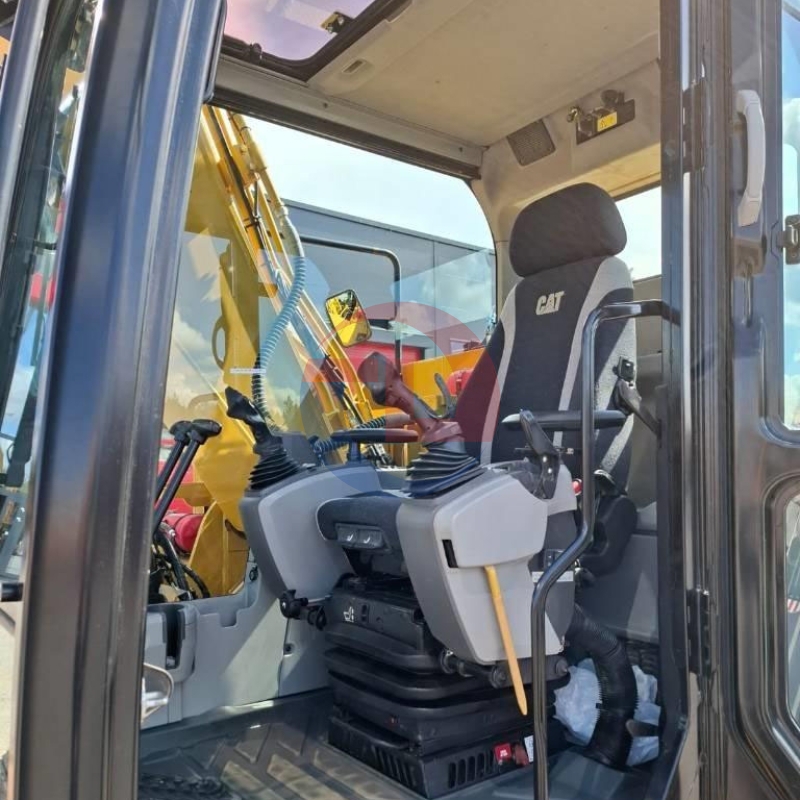 High Quality Low in Price CAT 318D 318E 318FL Mini Working Used Original JAPAN Excavator