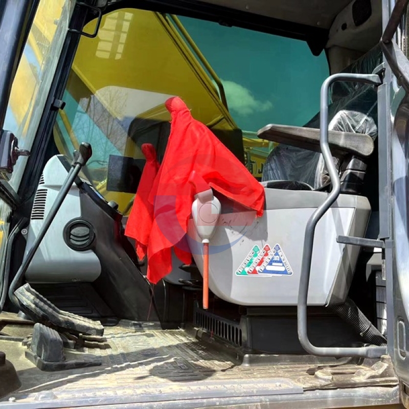 PC220-8 Used Komatsu Excavator 2022 Year Nearly New