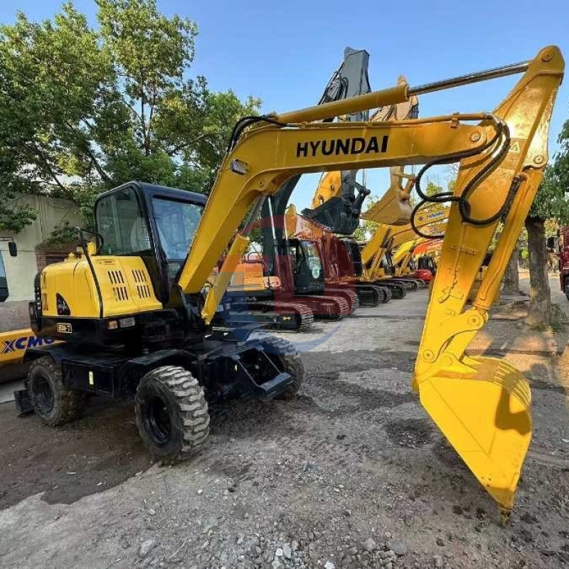 Original Hyundai R60w-7 Pre Owned Mini Excavator Used Wheel Digger 6 Ton
