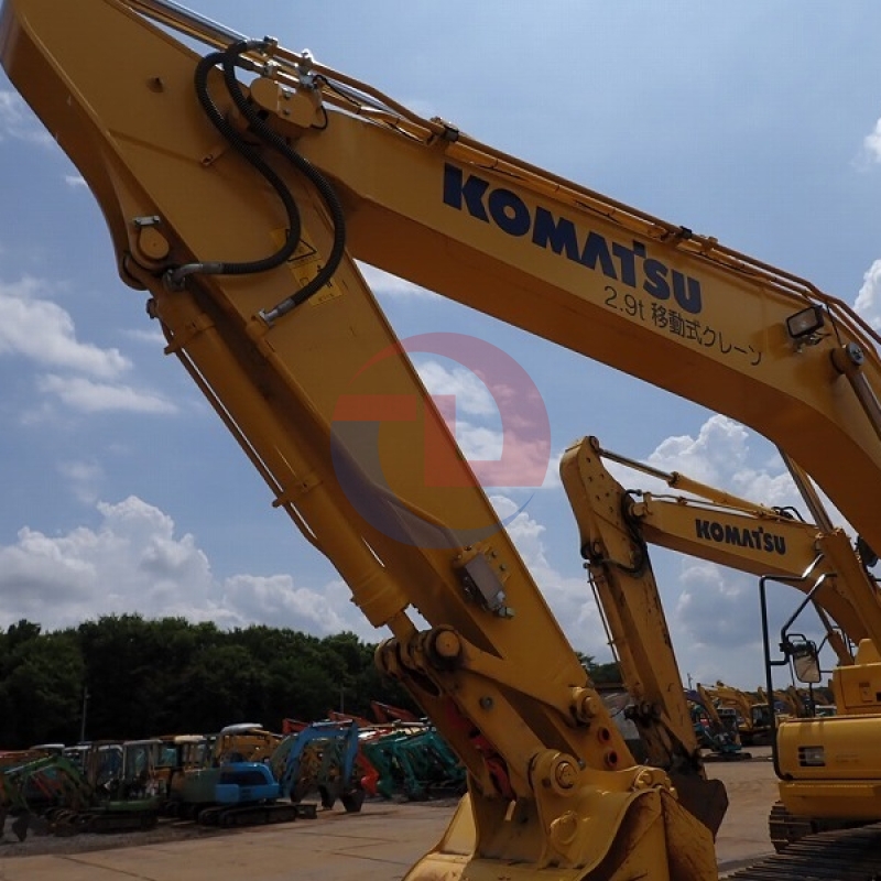 Used Komatsu PC200-11 Excavators  Original Low Price Crawler Hydraulic Excavator Machinery Japanese Condition Hot Sale