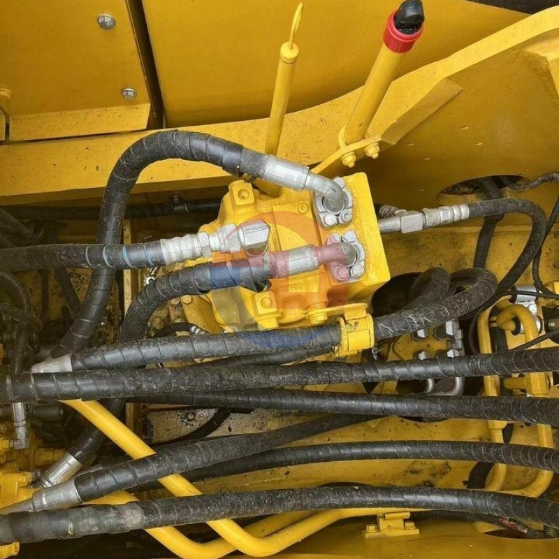 Original 22 Ton Second Hand Secondhand Used komatsu  Pc220-7 Excavator Digger for Sale