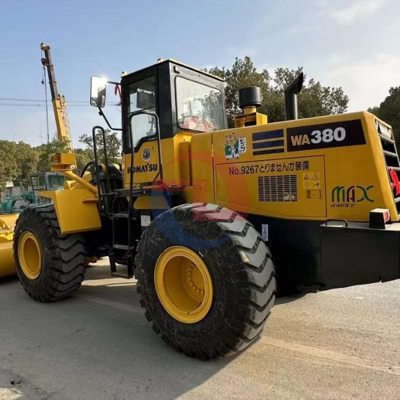 Small Komatsu WA380 Wheel Front Loader Used Japan Made Original