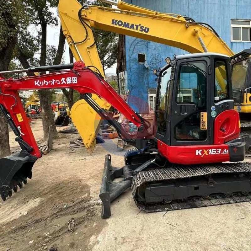 35.5KW Old Used Crawler Excavator Mini Kubota Kx163 6 Ton Digger
