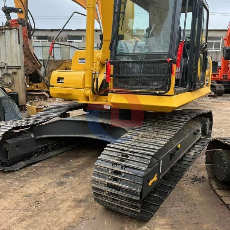 Original 22 Ton Second Hand Secondhand Used komatsu  Pc220-7 Excavator Digger for Sale