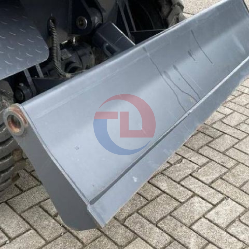 Rubber Wheel Used Doosan Excavator Machinery DX60W 5550KG