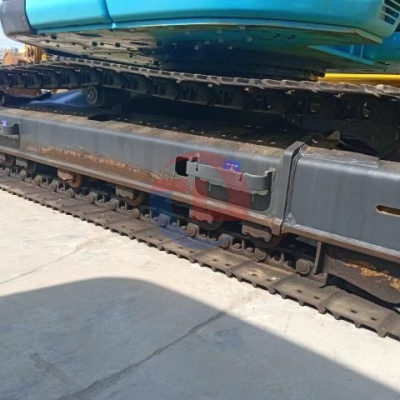 2000KW Large Turbocharged Used Kobelco Excavator SK135SR Crawler 13 Ton