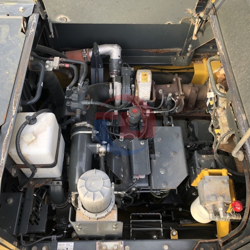 Original Used Japan KOMATSU PC490LC-11 Excavator Second Hand 49 Ton Digger High Quality in Stock