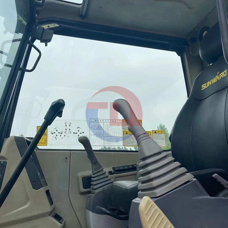 Free Shipping Original Low Price Used Excavators Good Condition Sunward Swe70E