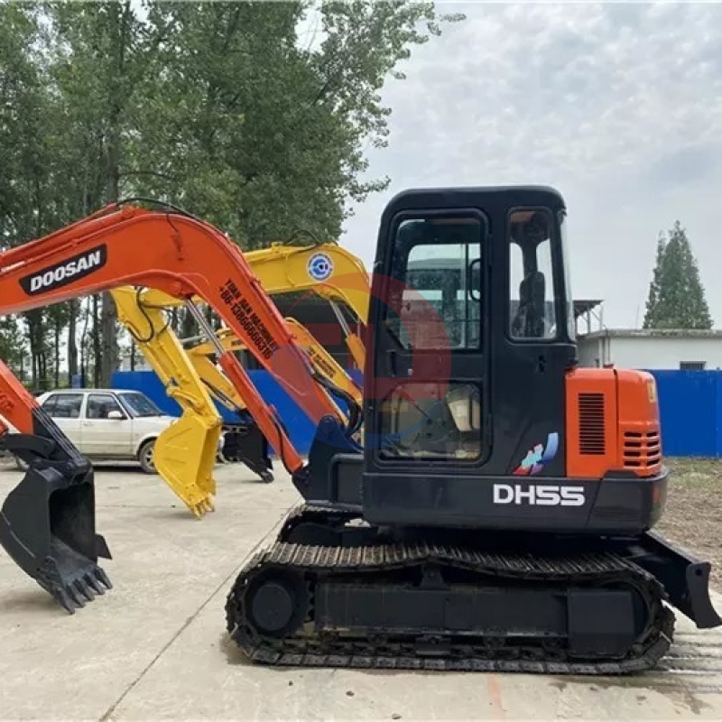 40.5KW Mini Used Excavator Doosan DH55 Second Hand Mini Digger