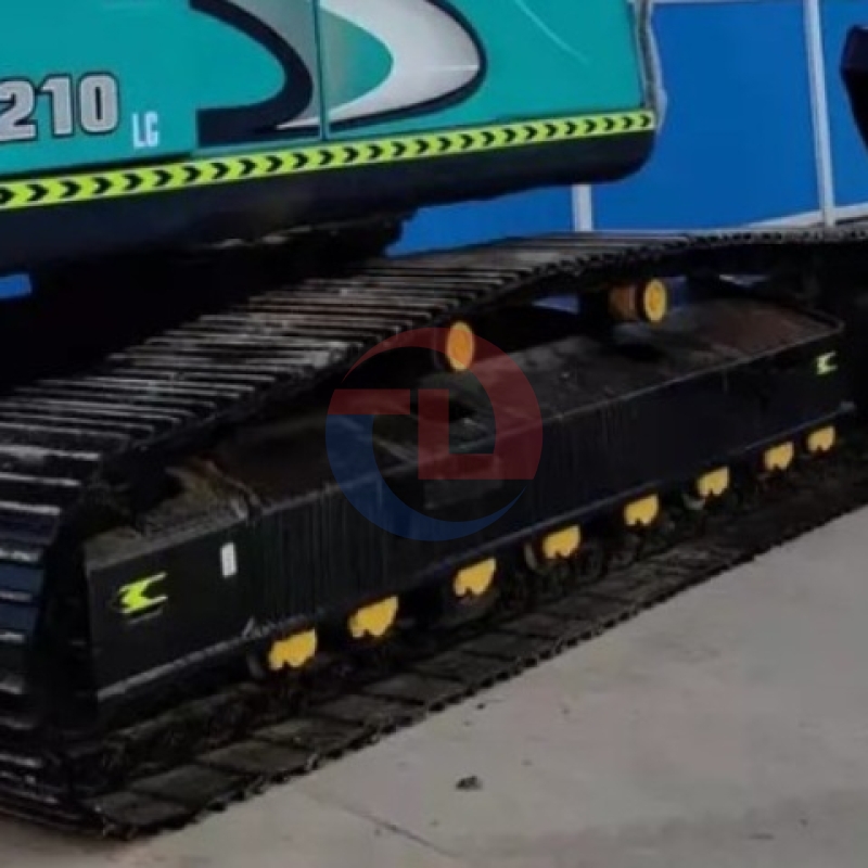 SK210 Used Kobelco Excavator Second Hand Construction Machine 114KW