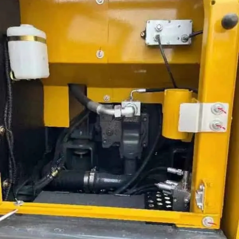 Used Mini XCMG 75D EXCAVATOR