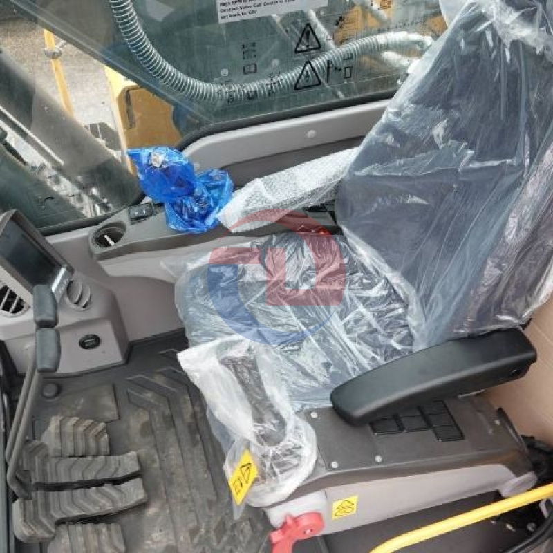 Used Volvo EC200D Excavator Earth Moving Equipment High Performance