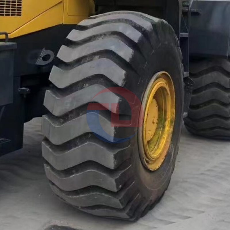 WA470 Used Komatsu Front Wheel Loaders For Construction Earthmoving