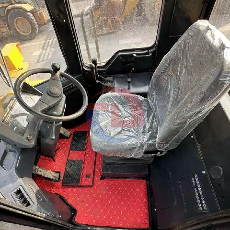 Small Komatsu WA380 Wheel Front Loader Used Japan Made Original