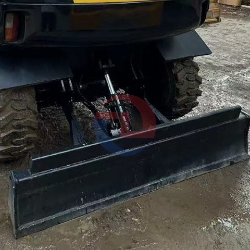 Original Hyundai R60w-7 Pre Owned Mini Excavator Used Wheel Digger 6 Ton