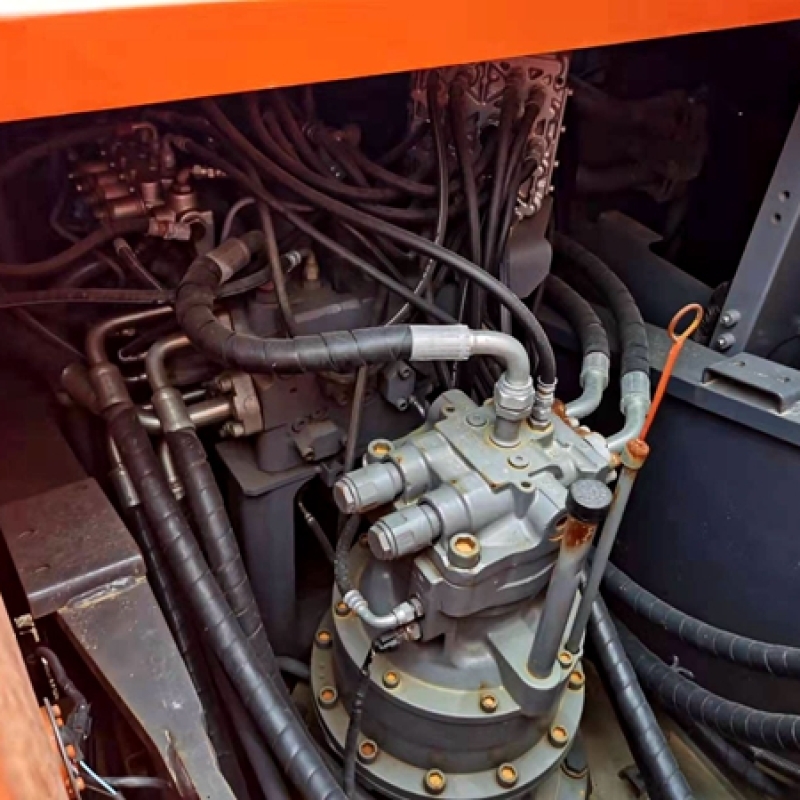 Japan Original Used Hitachi zx200 Excavator Second Hand Machinery