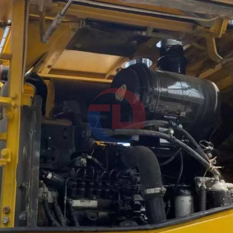 Komatsu WA320 Used Front Loader Wheel Loaders Construction Machinery 4000KG