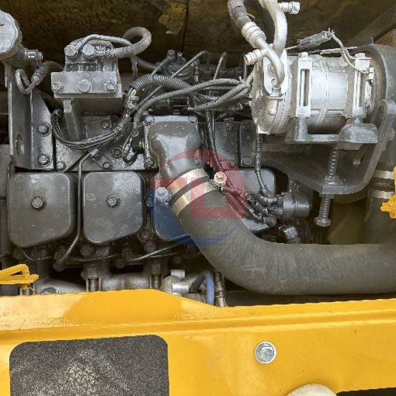 Japanese Used Komatsu Excavator PC128US Repossessed Mini Crawler