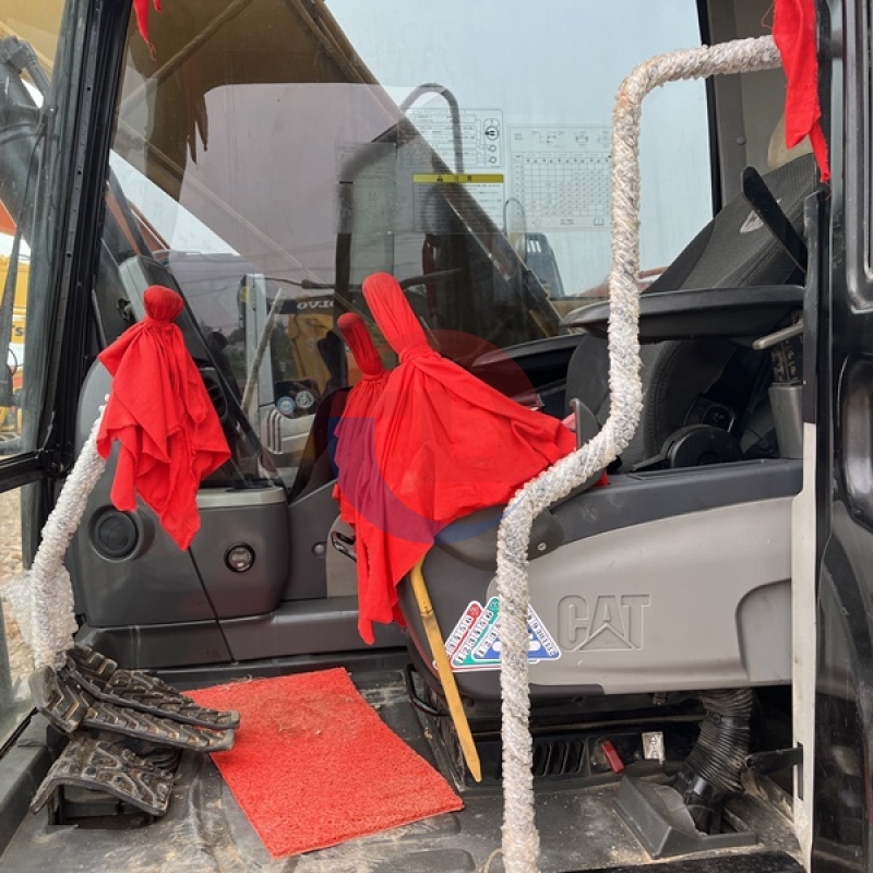 20 Ton Used CAT Excavator 320D Repossessed Earthmoving Equipment