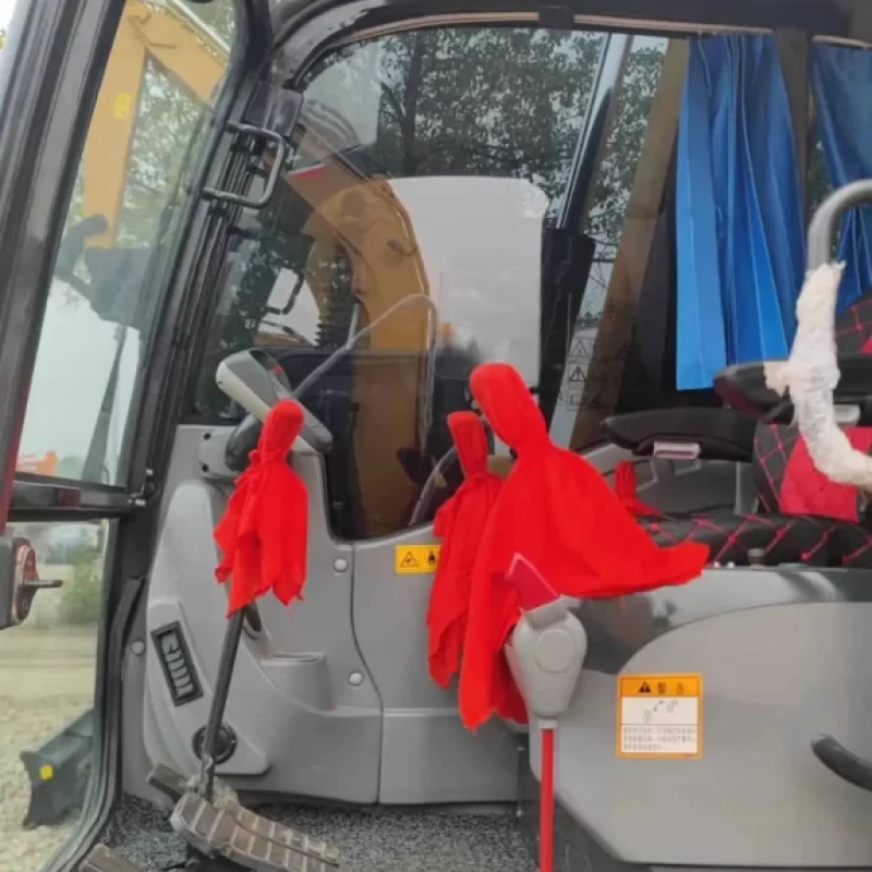 Used 8.5ton XCMG 85D Mini EXCAVATOR