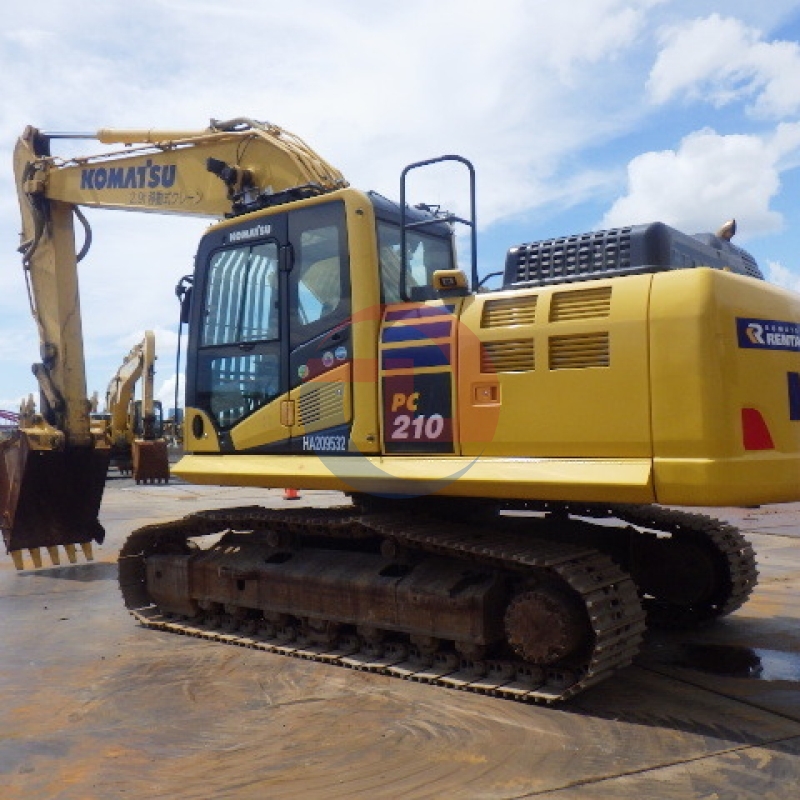 Japan Imported Original Digger Used PC210-11 Komatsu Excavator For Sale