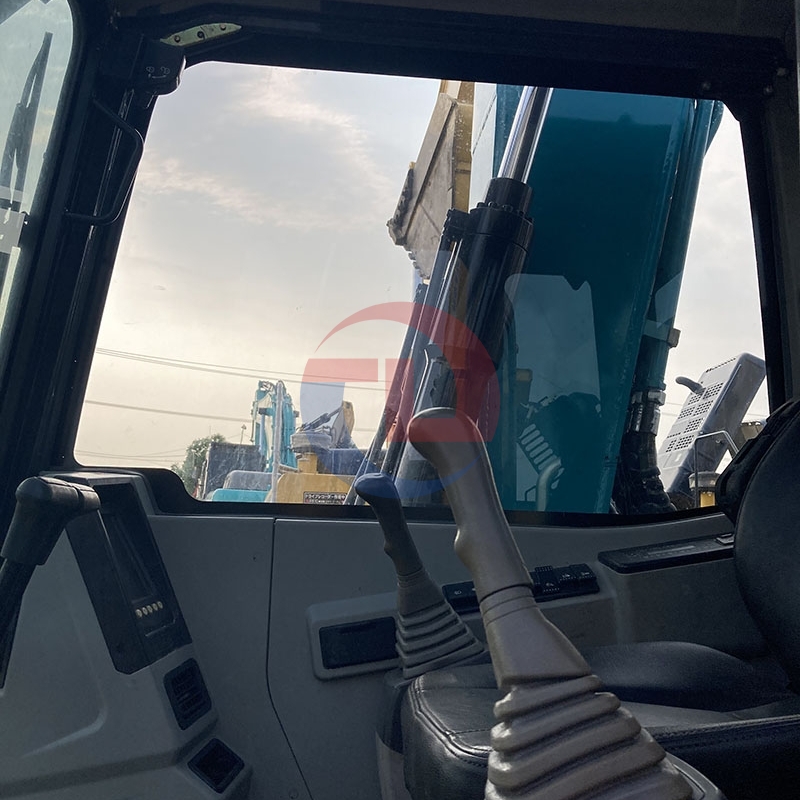 Small Earthmoving Machinery Sunward SWE100E Used Crawler Home Excavator 10tons Swe100 Mini Farm Digger for Sale